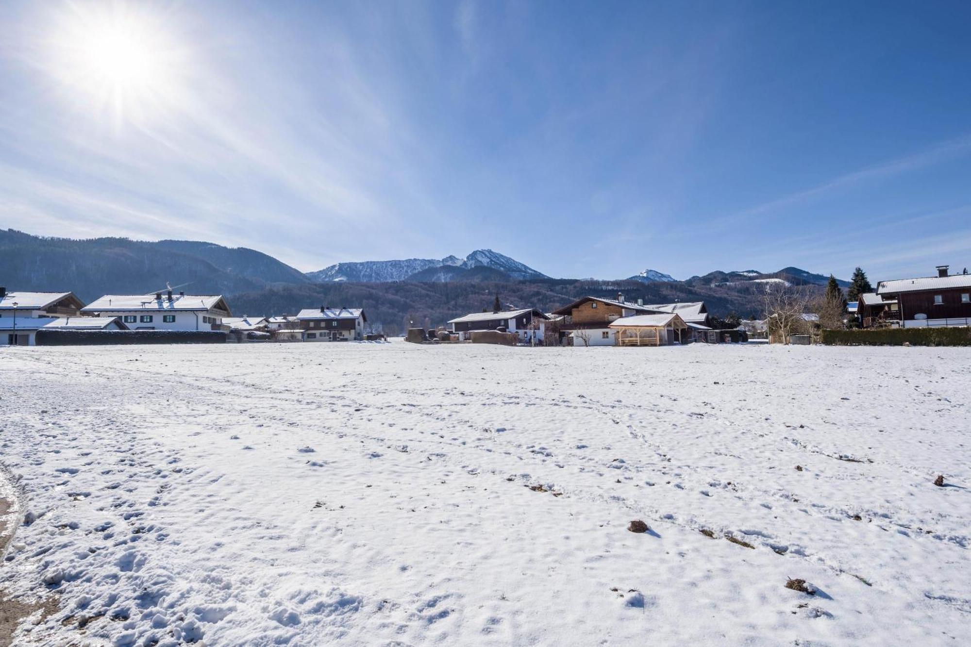 Chiemgau Idyll Apartment Берген Екстериор снимка